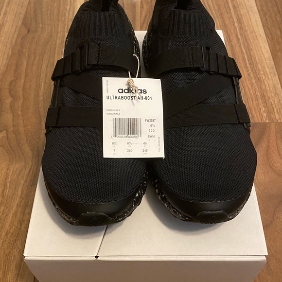 Adidas Ultraboost x HYKE AH-001 - Picture 4 of 5